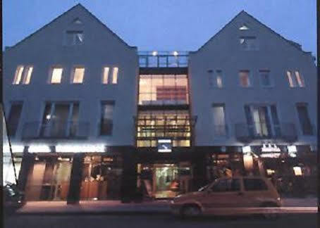 Sporthotel Wiedenbrueck Rheda-Wiedenbrück Exterior foto