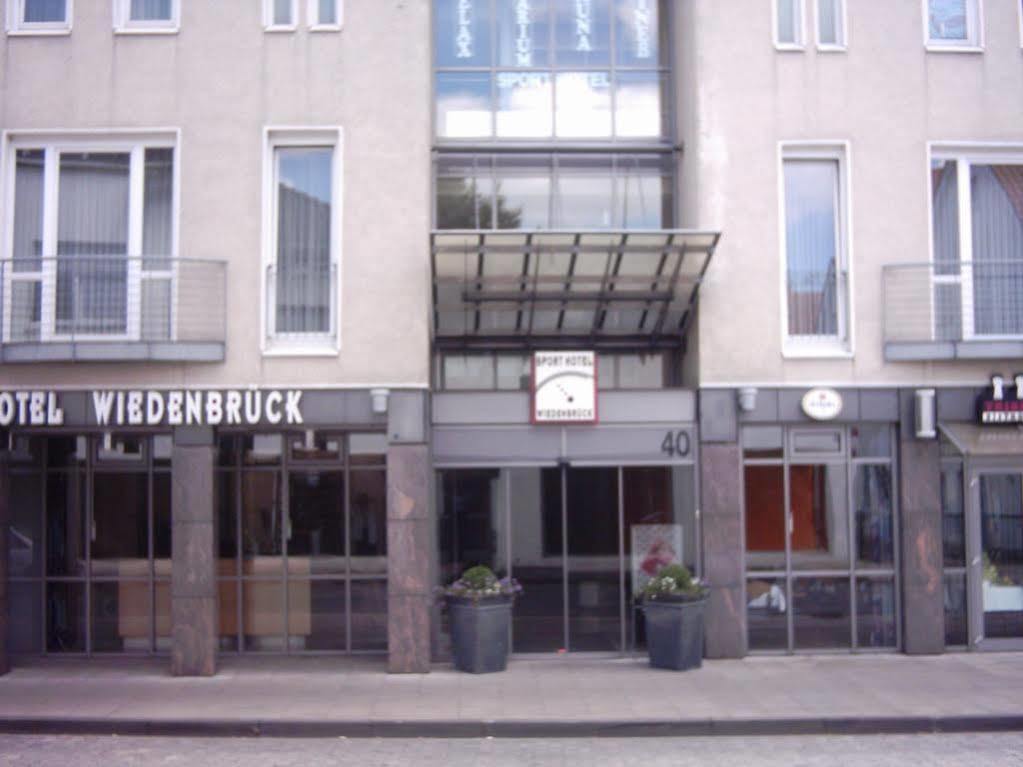 Sporthotel Wiedenbrueck Rheda-Wiedenbrück Exterior foto